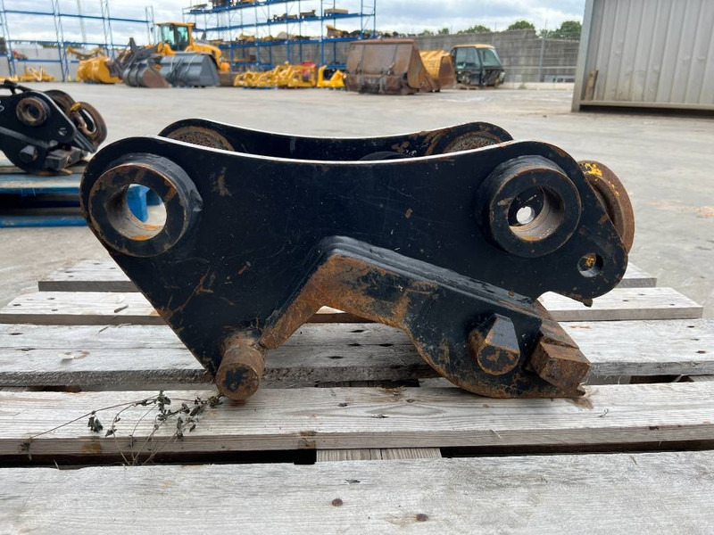 Verachtert CW10 - 310 - Attache rapide pour Engins de chantier: photos 4 Verachtert CW10 - 310 - Attache rapide pour Engins de chantier: photos 4