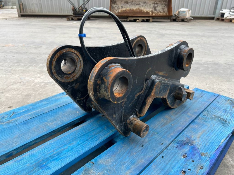 Verachtert CW10 - Attache rapide pour Engins de chantier: photos 5 Verachtert CW10 - Attache rapide pour Engins de chantier: photos 5