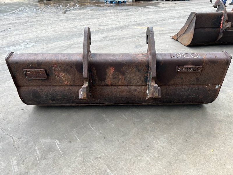 Verachtert CW30 / CW40 - Godet pour Engins de chantier: photos 5 Verachtert CW30 / CW40 - Godet pour Engins de chantier: photos 5