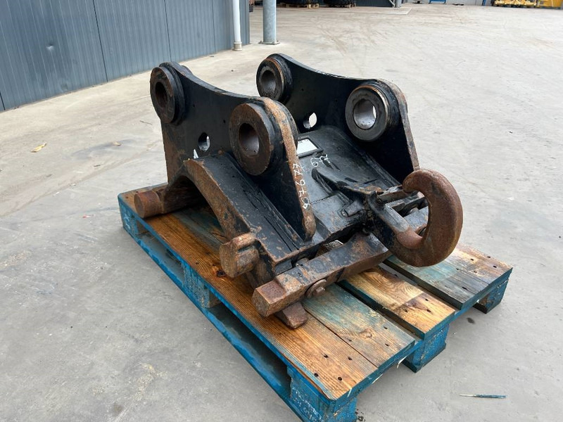 Verachtert CW45 - 329E / 330F - Attache rapide pour Engins de chantier: photos 3 Verachtert CW45 - 329E / 330F - Attache rapide pour Engins de chantier: photos 3