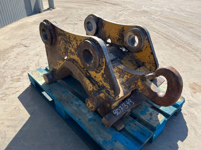 Volvo CW45S - 329E / 330F - Attache rapide pour Engins de chantier: photos 3 Volvo CW45S - 329E / 330F - Attache rapide pour Engins de chantier: photos 3