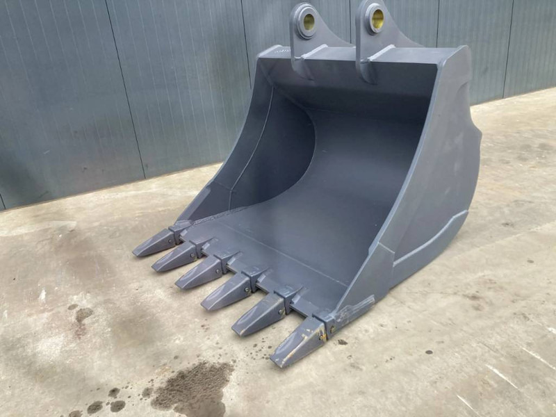 Volvo EC300 - Godet pour Engins de chantier: photos 4 Volvo EC300 - Godet pour Engins de chantier: photos 4