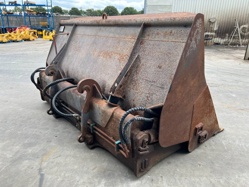 Volvo ISO / Lundberg -L120E / L120F / L120G / L120H / L1 - Godet pour Engins de chantier: photos 4 Volvo ISO / Lundberg -L120E / L120F / L120G / L120H / L1 - Godet pour Engins de chantier: photos 4