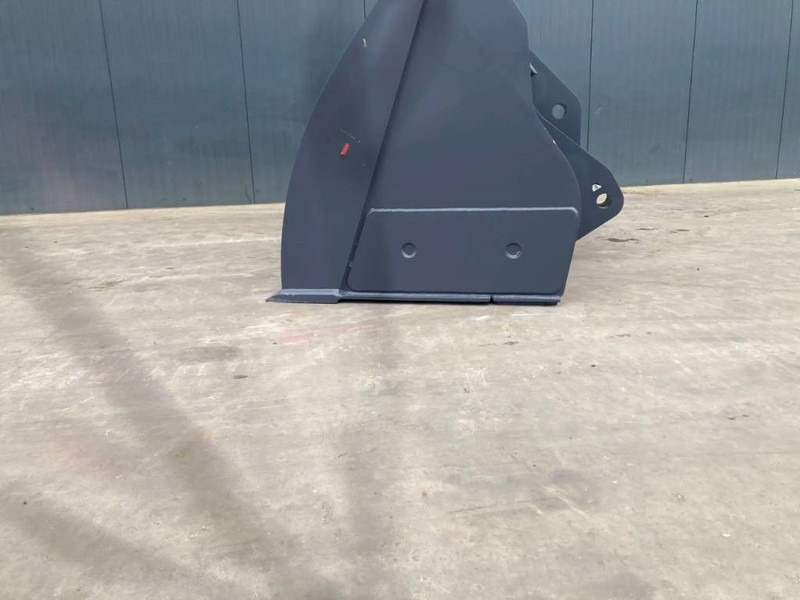 Godet pour Engins de chantier neuf Volvo L110E: photos 8