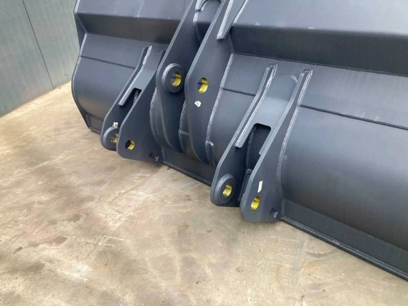 Volvo L110F - Godet pour Engins de chantier: photos 4 Volvo L110F - Godet pour Engins de chantier: photos 4