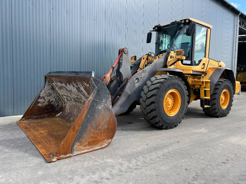 Volvo L90F - Chargeuse sur pneus: photos 1 Volvo L90F - Chargeuse sur pneus: photos 1
