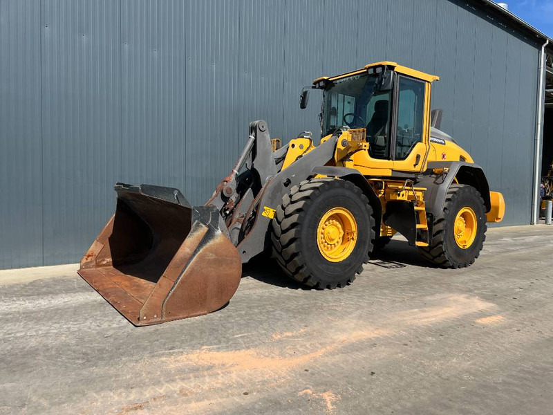Volvo L90H - Chargeuse sur pneus: photos 1 Volvo L90H - Chargeuse sur pneus: photos 1