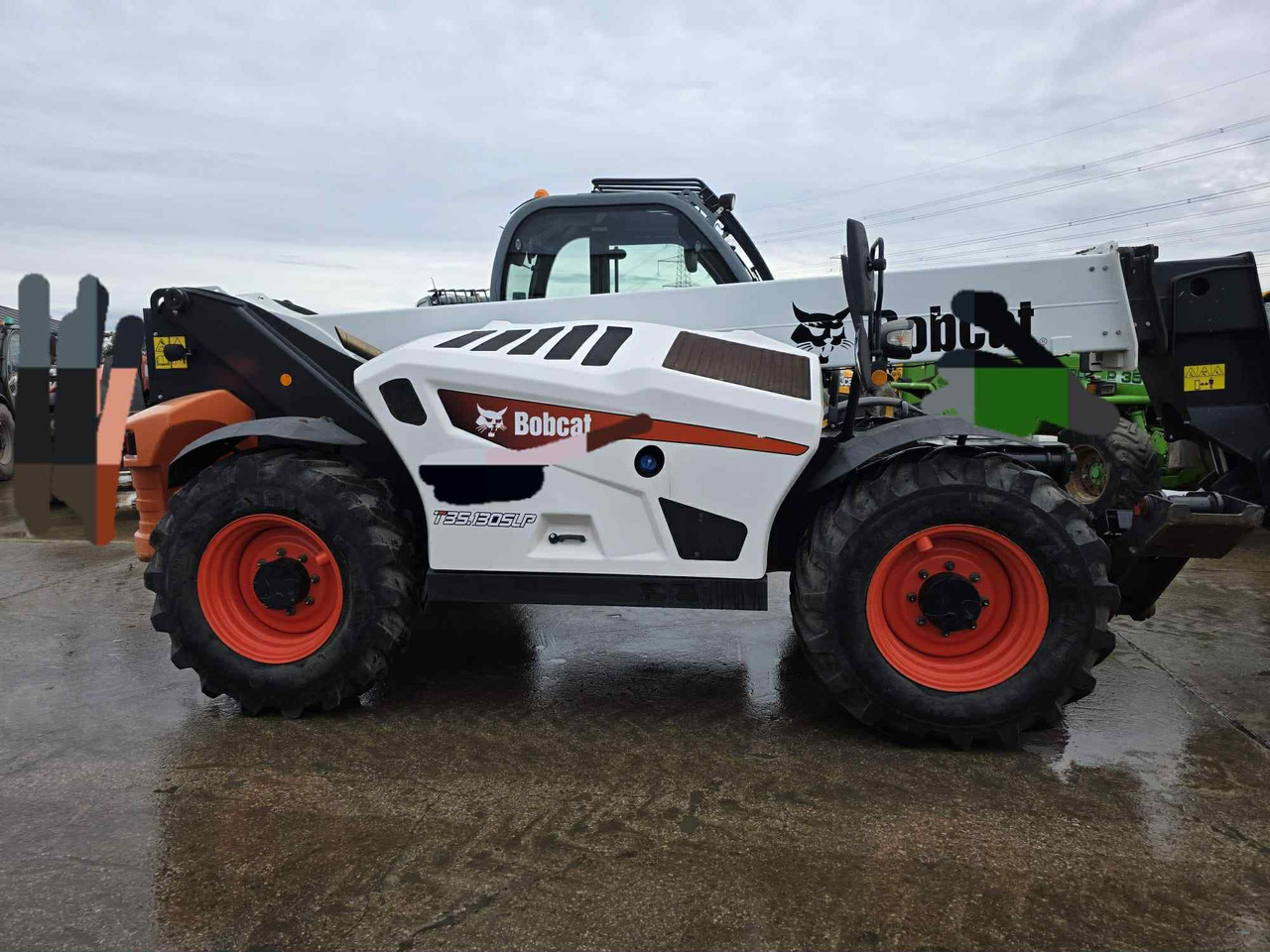 BOBCAT T 35.130SLT - Chariot télescopique: photos 1 BOBCAT T 35.130SLT - Chariot télescopique: photos 1