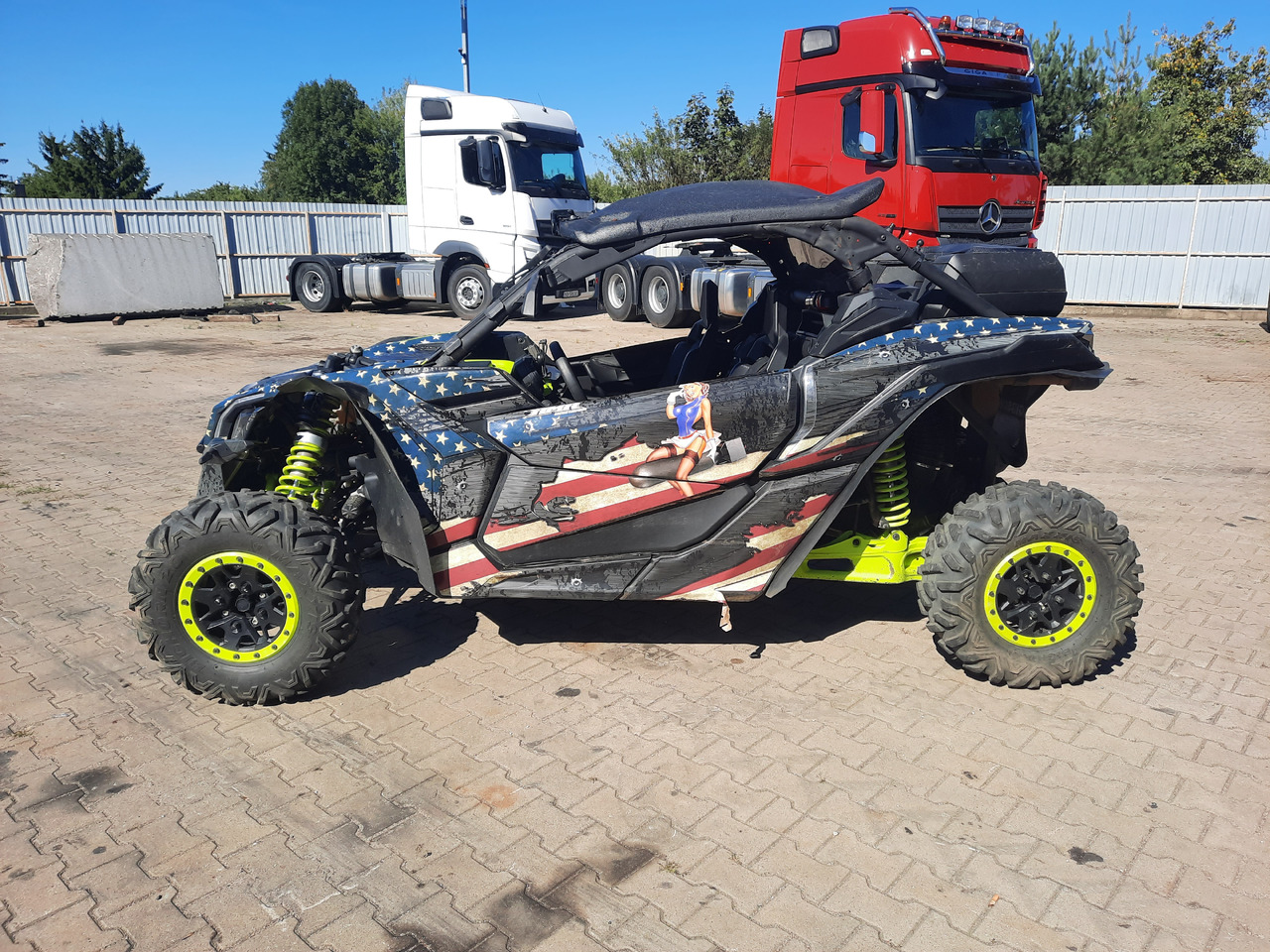 CAN-AM Maverick X3 XDS z homologacją - Quadricycle: photos 1 CAN-AM Maverick X3 XDS z homologacją - Quadricycle: photos 1
