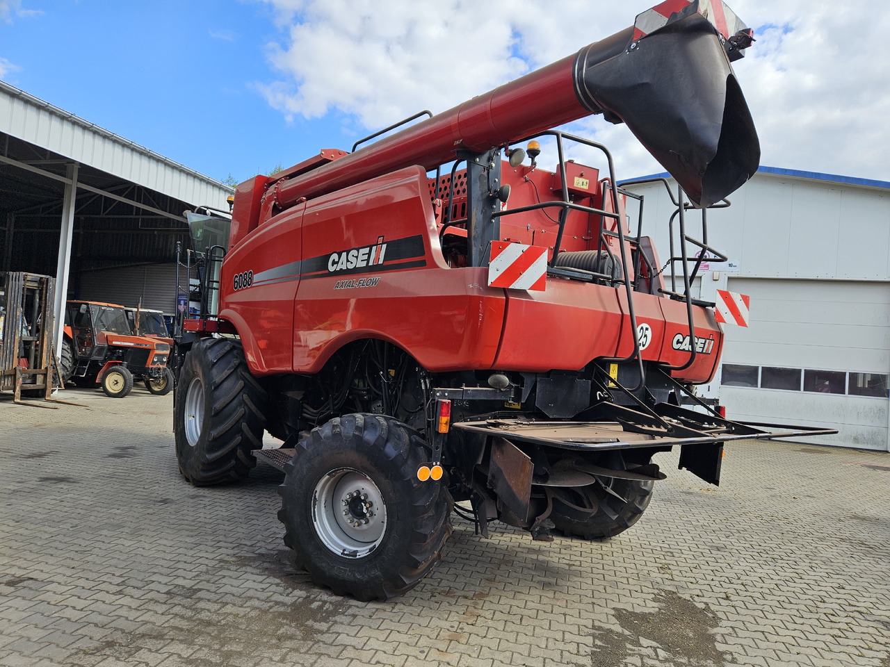 Case 6088 - Moissonneuse-batteuse: photos 4 Case 6088 - Moissonneuse-batteuse: photos 4