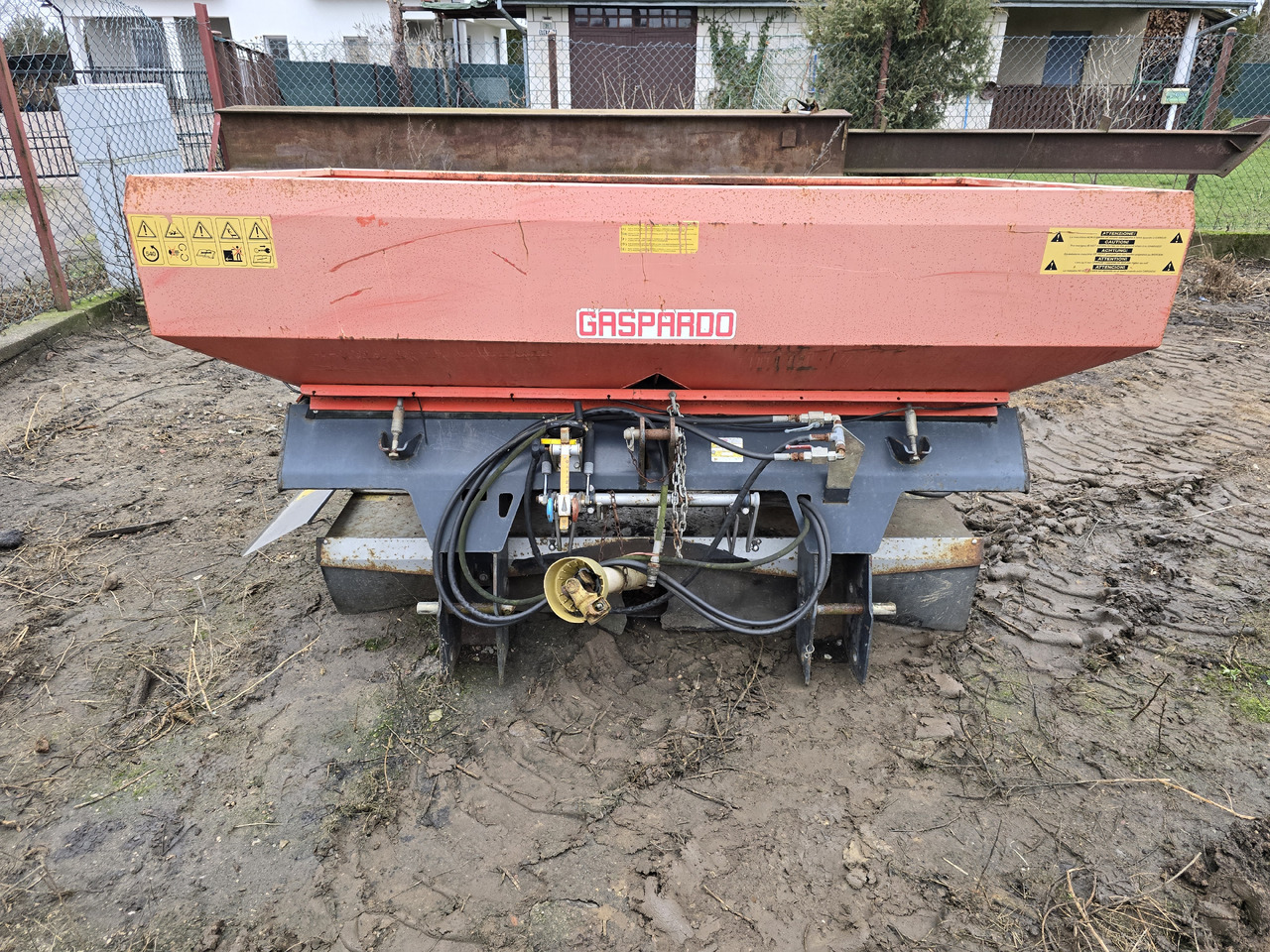 Distributeur d'engrais GASPARDO ZENO 28 1600 2D: photos 1