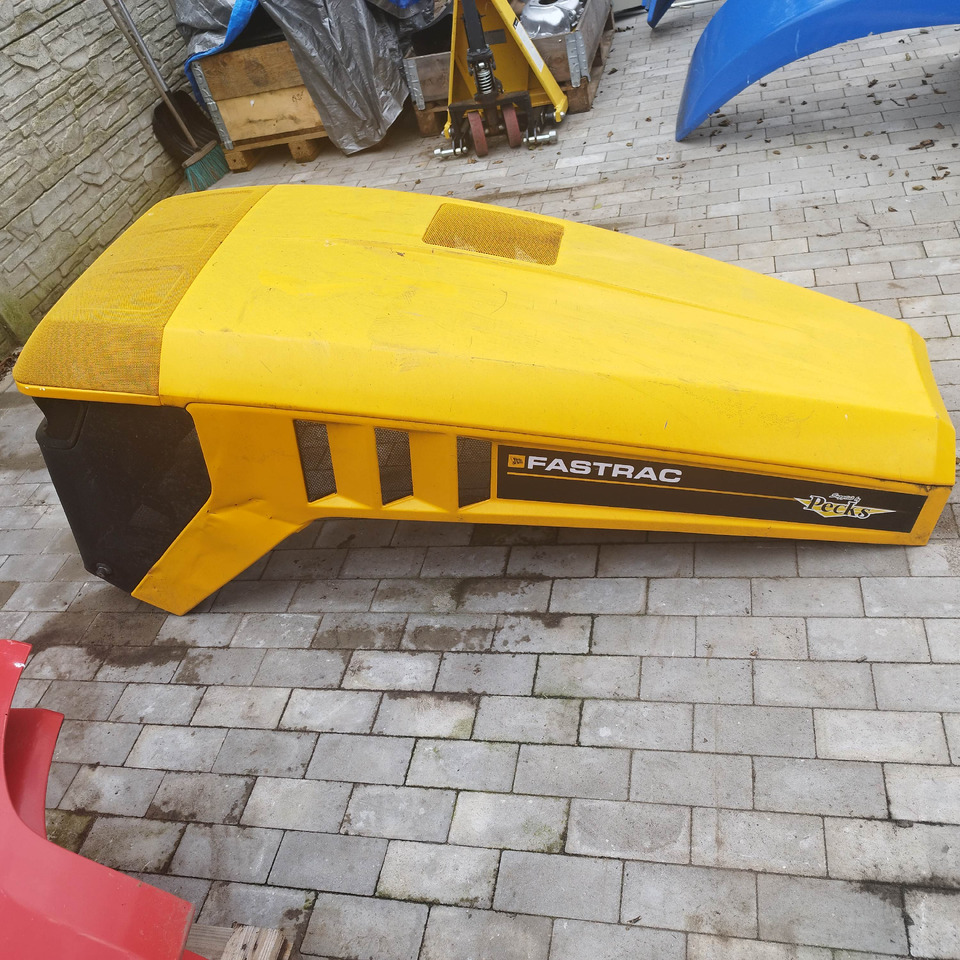 JCB Fastrac - Carrosserie et extérieur pour Machine agricole: photos 2 JCB Fastrac - Carrosserie et extérieur pour Machine agricole: photos 2