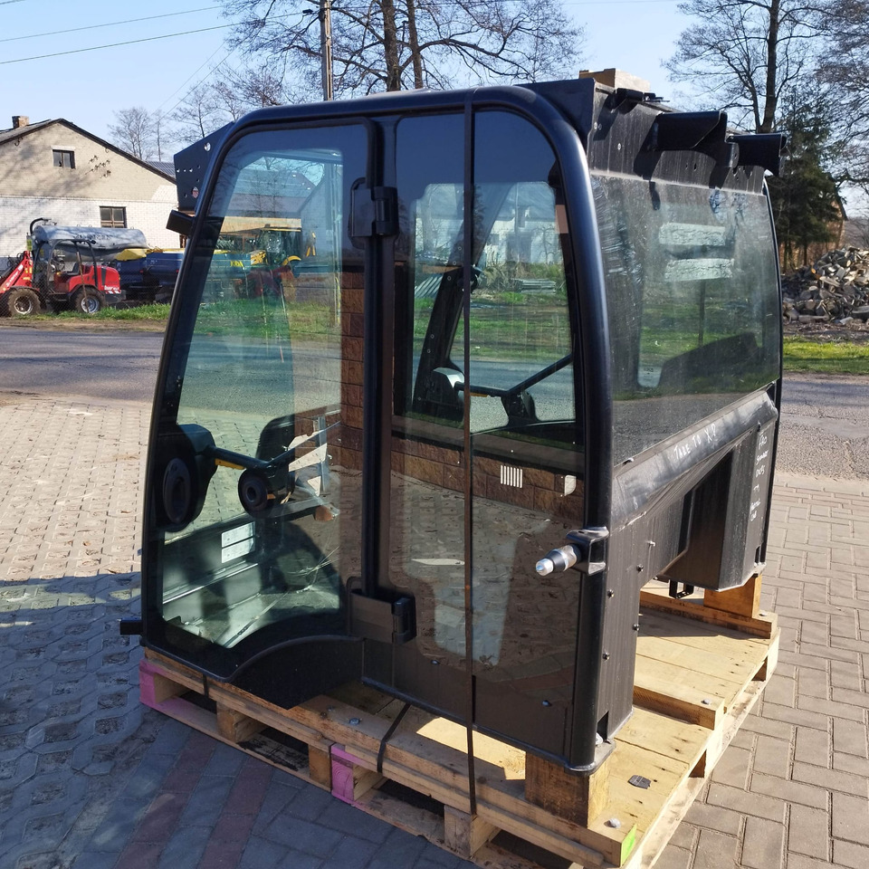JCB TM - Cabine pour Engins de chantier: photos 3 JCB TM - Cabine pour Engins de chantier: photos 3