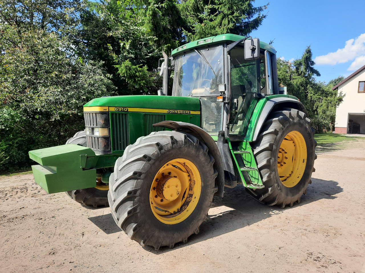 JOHN DEERE 6910 - Tracteur agricole: photos 3 JOHN DEERE 6910 - Tracteur agricole: photos 3