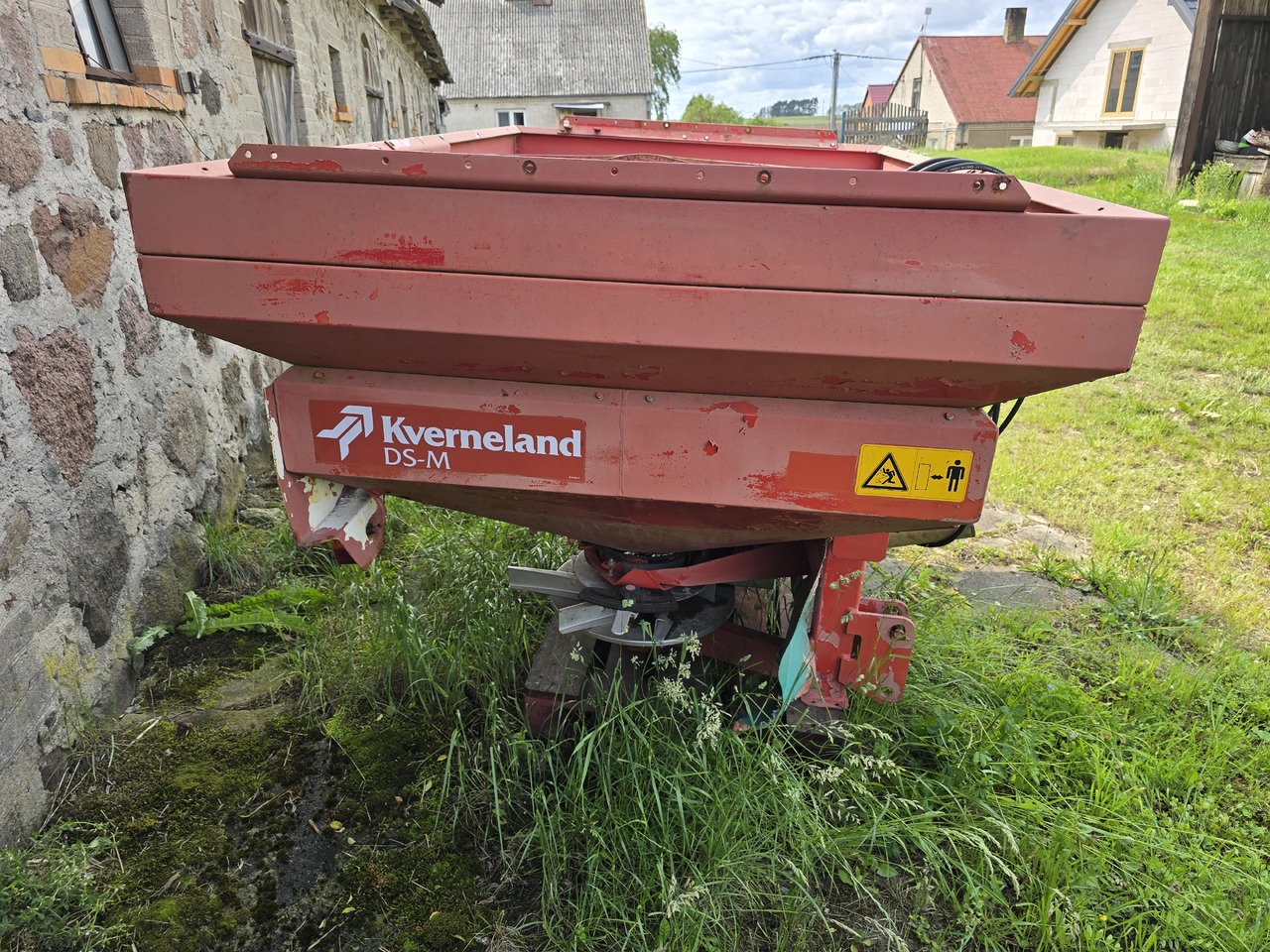 KVERNELAND DS-M 1500 L / 24 m - Distributeur d'engrais: photos 4 KVERNELAND DS-M 1500 L / 24 m - Distributeur d'engrais: photos 4