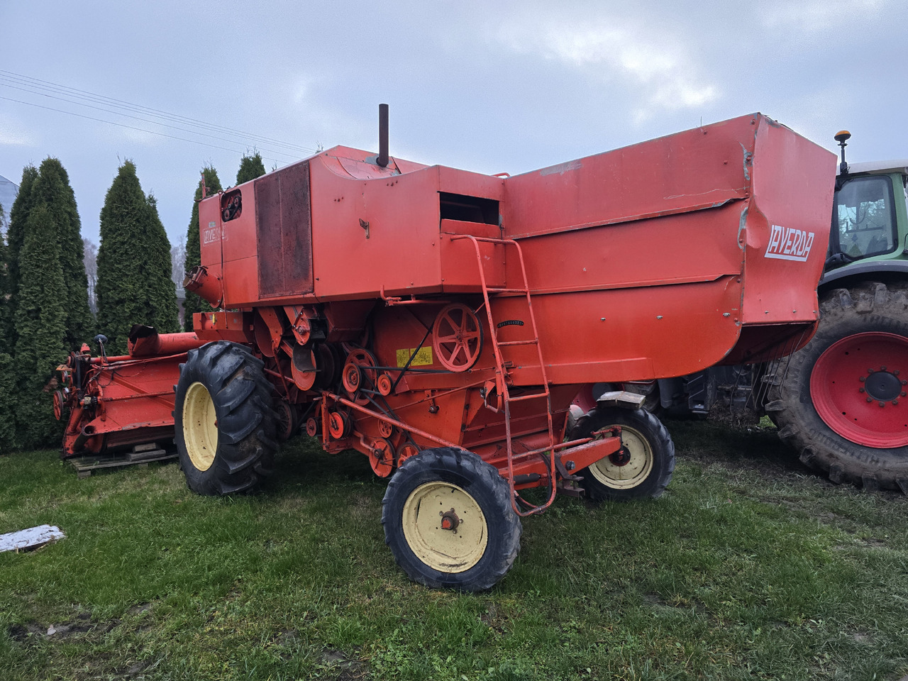 LAVERDA M120 - Moissonneuse-batteuse: photos 3 LAVERDA M120 - Moissonneuse-batteuse: photos 3