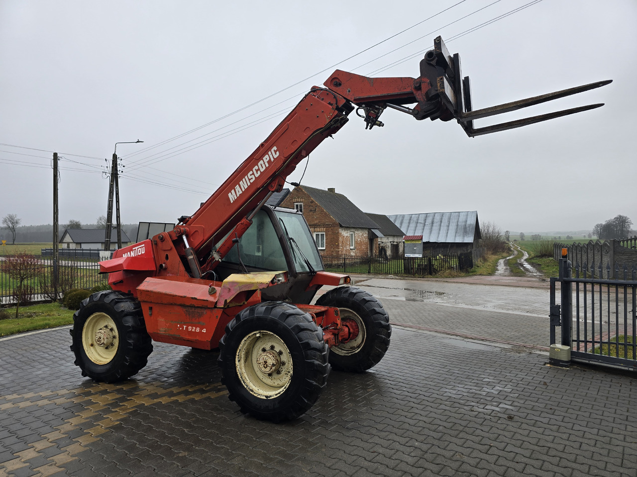 MANITOU MT 928-4 - Chargeuse sur pneus: photos 1 MANITOU MT 928-4 - Chargeuse sur pneus: photos 1