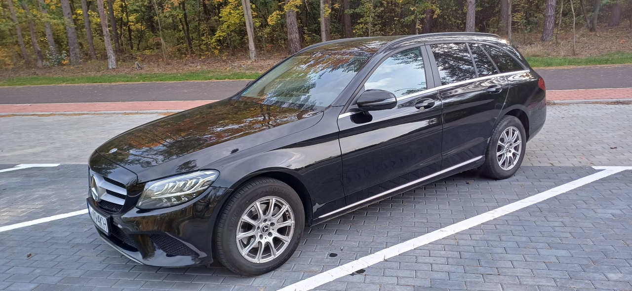 MERCEDES-BENZ C 200 D (W205) - Voiture: photos 3 MERCEDES-BENZ C 200 D (W205) - Voiture: photos 3