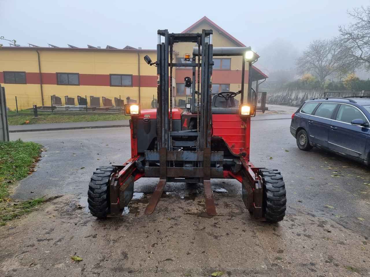 Moffett MS 20.3 - Chariot embarqué: photos 3 Moffett MS 20.3 - Chariot embarqué: photos 3