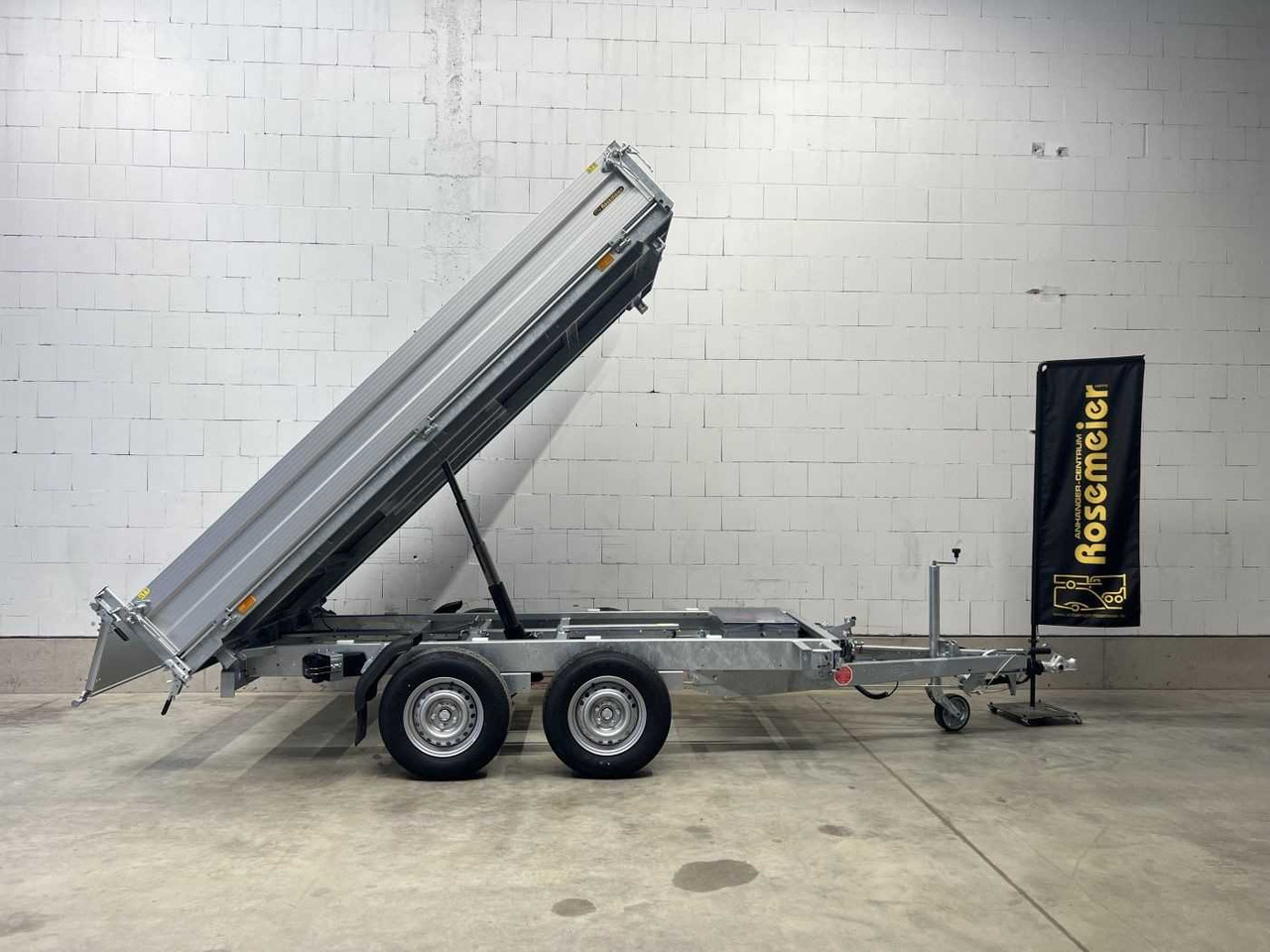 BOECKMANN DK-AL 3218/30 P Eco XXL Dreiseitenkipper - Remorque benne: photos 1 BOECKMANN DK-AL 3218/30 P Eco XXL Dreiseitenkipper - Remorque benne: photos 1