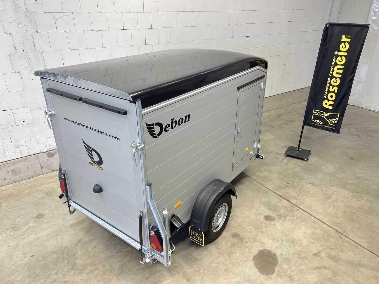 CHEVAL LIBERTE DEBON C255 Seitentür Kofferanhänger - Remorque fourgon: photos 5 CHEVAL LIBERTE DEBON C255 Seitentür Kofferanhänger - Remorque fourgon: photos 5