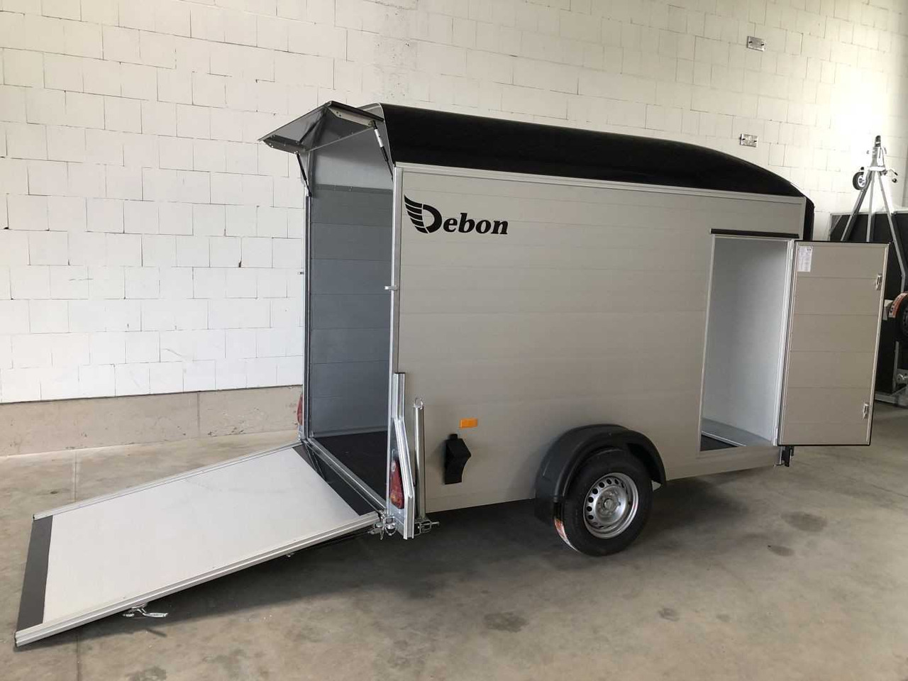 CHEVAL LIBERTE DEBON C300 Roadster Kofferanhänger - Remorque pour moto: photos 5 CHEVAL LIBERTE DEBON C300 Roadster Kofferanhänger - Remorque pour moto: photos 5