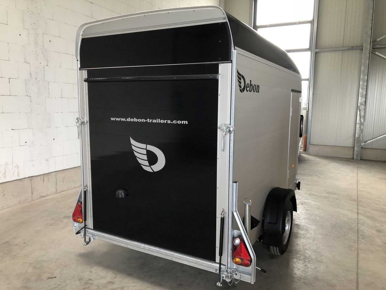 CHEVAL LIBERTE DEBON C300 Roadster Kofferanhänger - Remorque pour moto: photos 3 CHEVAL LIBERTE DEBON C300 Roadster Kofferanhänger - Remorque pour moto: photos 3