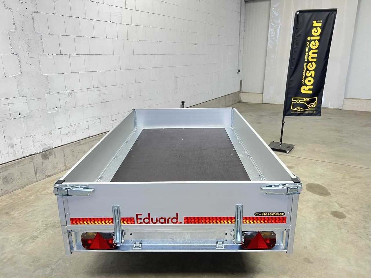 EDUARD 2615-3-PO3-1556 Maschinentransporter - Remorque voiture: photos 3 EDUARD 2615-3-PO3-1556 Maschinentransporter - Remorque voiture: photos 3