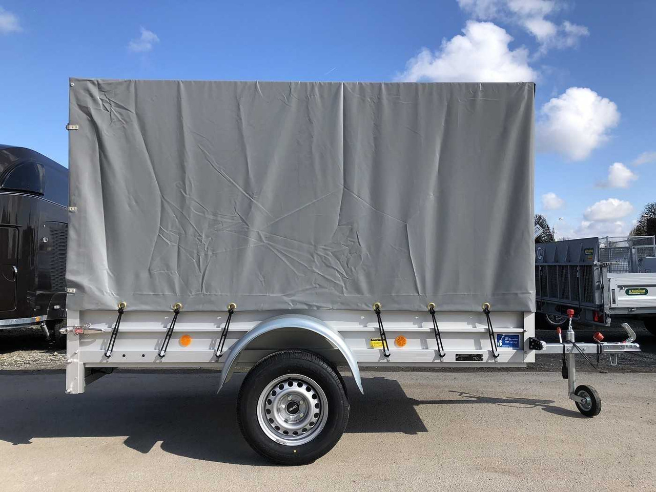 KOCH U4 mit Plane 1100 grau Kastenanhänger ungebremst - Remorque voiture: photos 1 KOCH U4 mit Plane 1100 grau Kastenanhänger ungebremst - Remorque voiture: photos 1