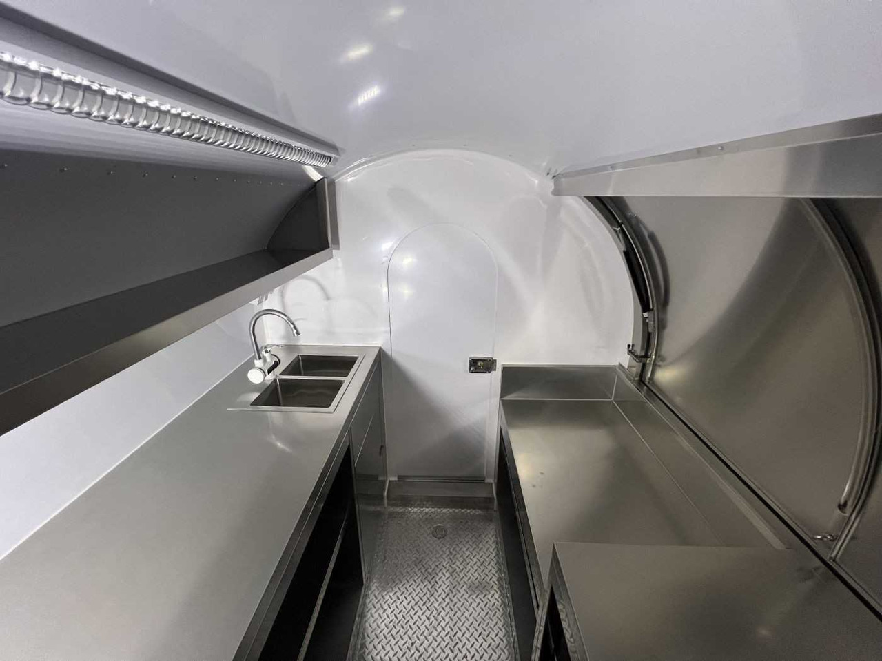 Remorque neuf TPV Foodtrailer Modell 2.0 Verkaufsanhänger: photos 17