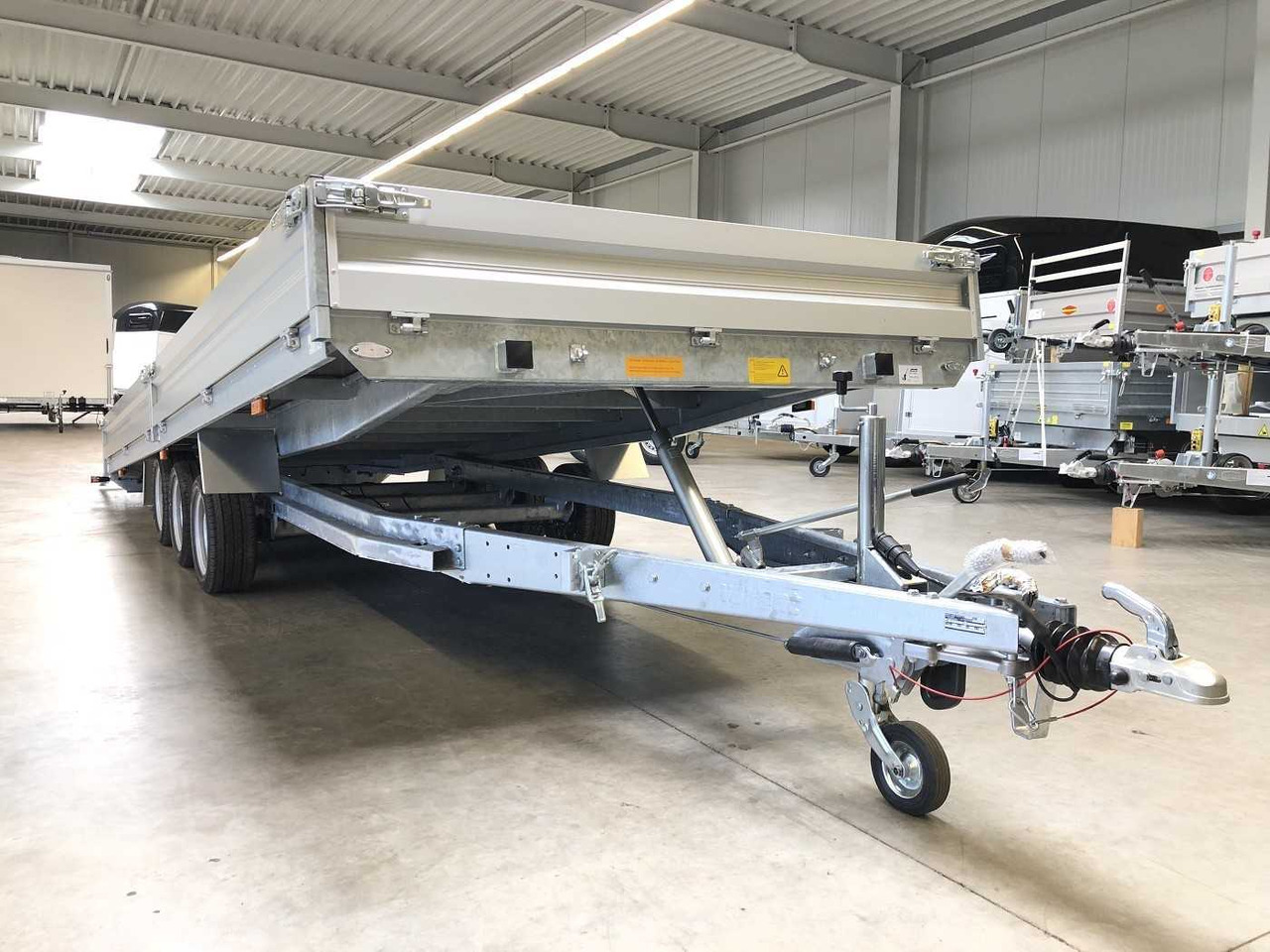 VARIANT 3500 U6 3-Achser Maschinentransporter - Remorque: photos 5 VARIANT 3500 U6 3-Achser Maschinentransporter - Remorque: photos 5