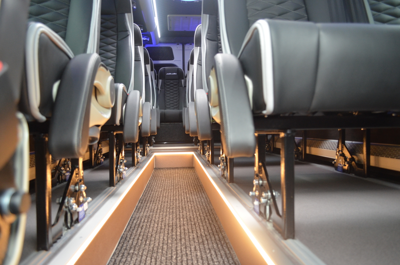 Minibus, Transport de personnes neuf MERCEDES-BENZ Sprinter 519 4x4 high and low drive: photos 18 Minibus, Transport de personnes neuf MERCEDES-BENZ Sprinter 519 4x4 high and low drive: photos 18