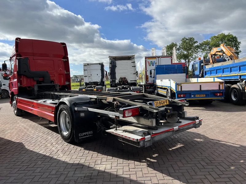 DAF CF 290 4X2 EURO6 SPACECAB RENOVA / VANGMUIL / LAADKLEP / TOP STAAT - Camion porte-conteneur/ Caisse mobile: photos 3 DAF CF 290 4X2 EURO6 SPACECAB RENOVA / VANGMUIL / LAADKLEP / TOP STAAT - Camion porte-conteneur/ Caisse mobile: photos 3