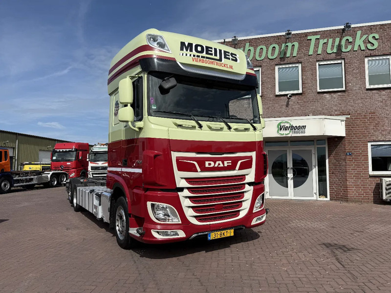 DAF XF 480 XF480 6X2 SSC CHASSIS EURO6 HOLLAND TRUCK TUV 4-2026 Smart Tacho - Châssis cabine: photos 1 DAF XF 480 XF480 6X2 SSC CHASSIS EURO6 HOLLAND TRUCK TUV 4-2026 Smart Tacho - Châssis cabine: photos 1