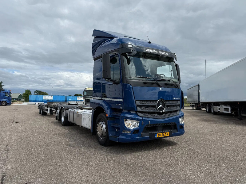 Mercedes-Benz Actros Actros 2736 6X2 BDF Komplett mit 2016 BDF Anhanger Top Zustand - Camion porte-conteneur/ Caisse mobile: photos 1 Mercedes-Benz Actros Actros 2736 6X2 BDF Komplett mit 2016 BDF Anhanger Top Zustand - Camion porte-conteneur/ Caisse mobile: photos 1