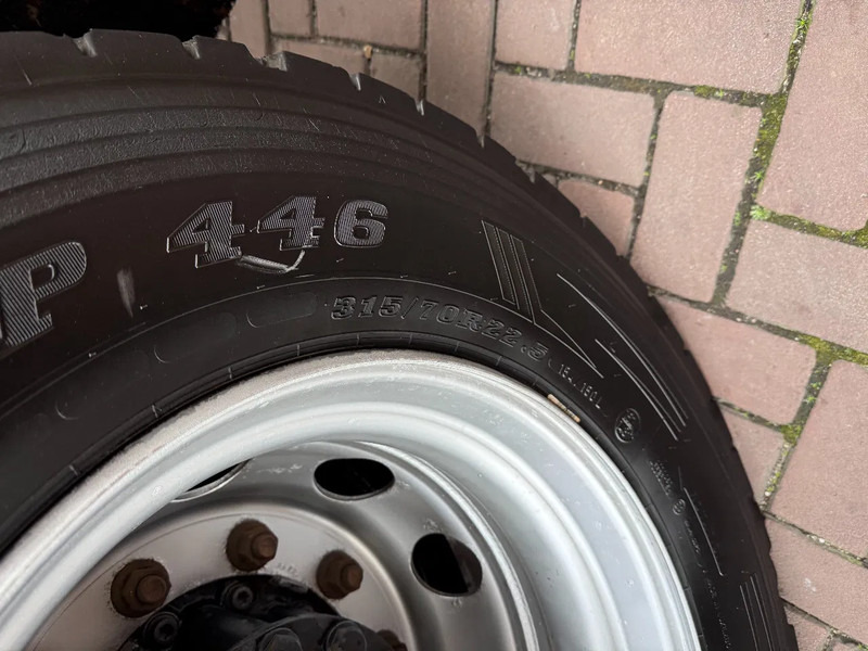 Mercedes-Benz Antos Antos 1824L mit 8.5m Isokoffer / 1.500kg Ladebordwand / Euro6 / Holland Truck - Camion fourgon: photos 5 Mercedes-Benz Antos Antos 1824L mit 8.5m Isokoffer / 1.500kg Ladebordwand / Euro6 / Holland Truck - Camion fourgon: photos 5