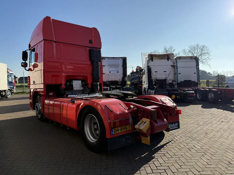 DAF XF 105.460 XF105-460 4X2 SUPERSPCECAB RETARDER - Tracteur routier: photos 3 DAF XF 105.460 XF105-460 4X2 SUPERSPCECAB RETARDER - Tracteur routier: photos 3