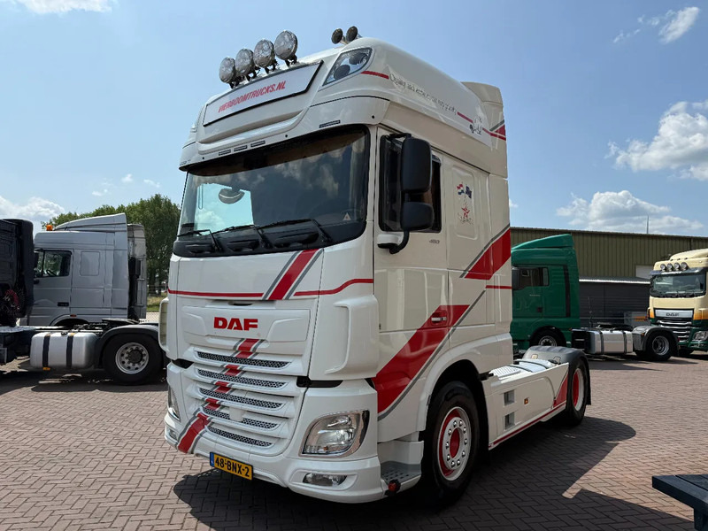 DAF XF 480 XF480 SSC 4X2 / EURO6 D / RETARDER / SPECIAL INTERIOR / NEW CONDITION / FULL AIR / NL TRUCK - Tracteur routier: photos 2 DAF XF 480 XF480 SSC 4X2 / EURO6 D / RETARDER / SPECIAL INTERIOR / NEW CONDITION / FULL AIR / NL TRUCK - Tracteur routier: photos 2