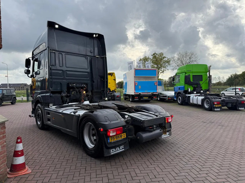DAF XF 530 XF530 4X2 SSC / Retarder /Hydraulics / Smart tacho / Holland Truck - Tracteur routier: photos 3 DAF XF 530 XF530 4X2 SSC / Retarder /Hydraulics / Smart tacho / Holland Truck - Tracteur routier: photos 3