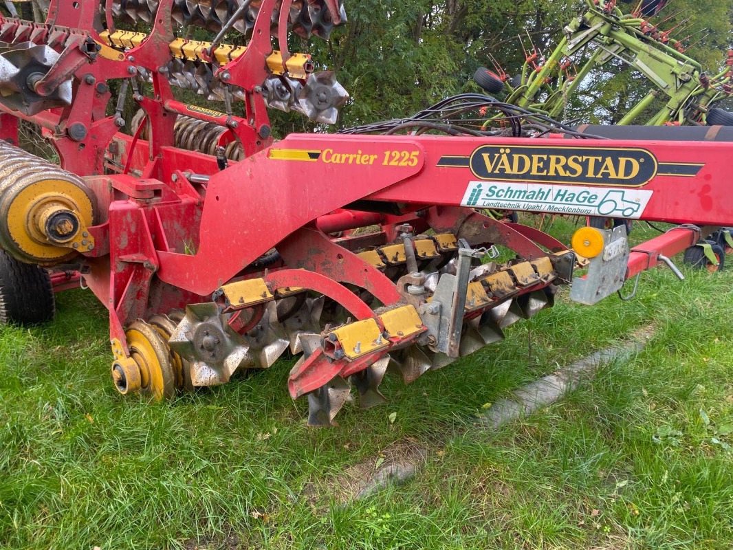 Väderstad Carrier 1225 # CrossCutter#neue Steelrunner - Cover crop: photos 3 Väderstad Carrier 1225 # CrossCutter#neue Steelrunner - Cover crop: photos 3