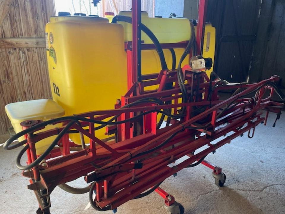 Feldspritze 800 ltr. Rau D2 - Pulvé porté: photos 4 Feldspritze 800 ltr. Rau D2 - Pulvé porté: photos 4