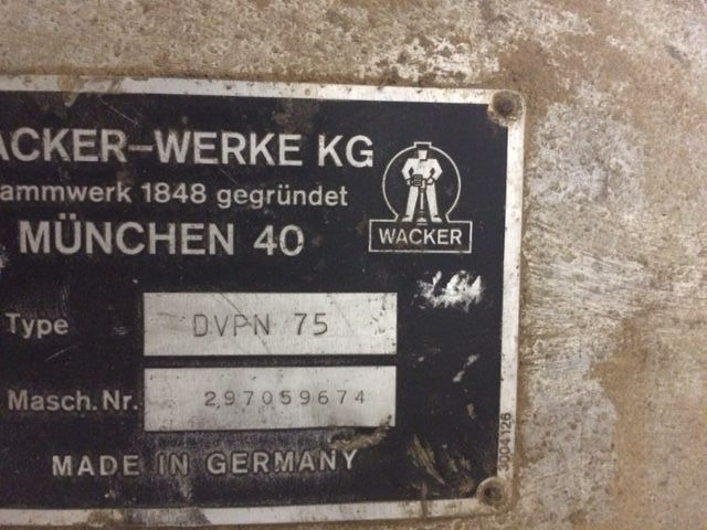 Rüttelplatte Wacker DVPN 75 - Plaque vibrante: photos 3 Rüttelplatte Wacker DVPN 75 - Plaque vibrante: photos 3