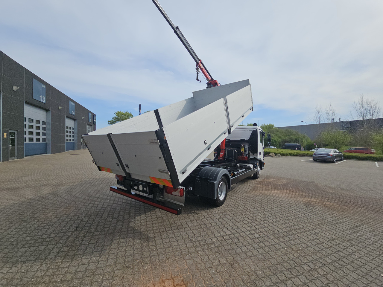 MAN TGL 10.220 - Camion benne, Camion grue: photos 4 MAN TGL 10.220 - Camion benne, Camion grue: photos 4