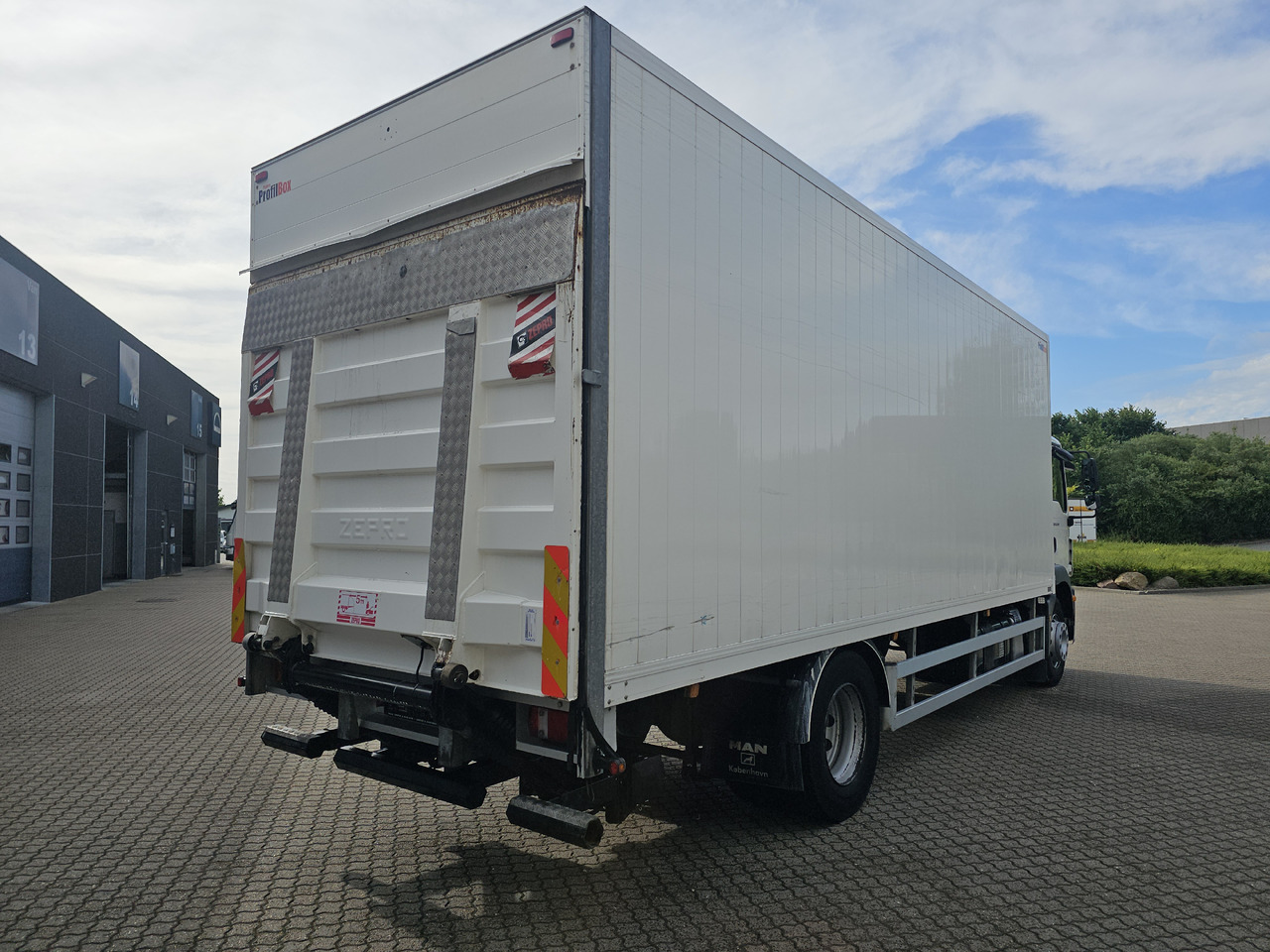 MAN TGM 18.290 - Camion fourgon: photos 5 MAN TGM 18.290 - Camion fourgon: photos 5