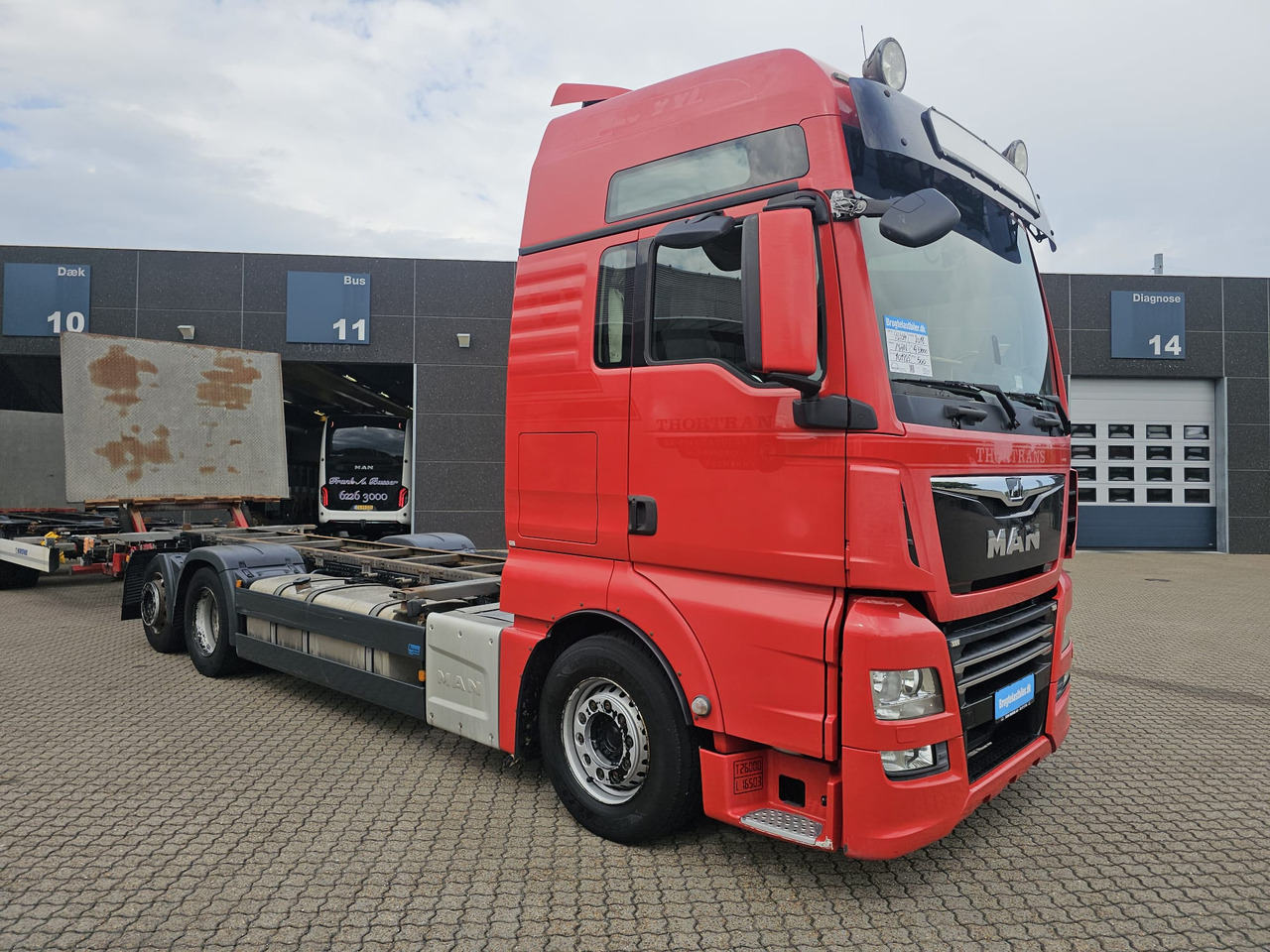 MAN TGX 26.500 with trailer - Camion porte-conteneur/ Caisse mobile: photos 2 MAN TGX 26.500 with trailer - Camion porte-conteneur/ Caisse mobile: photos 2