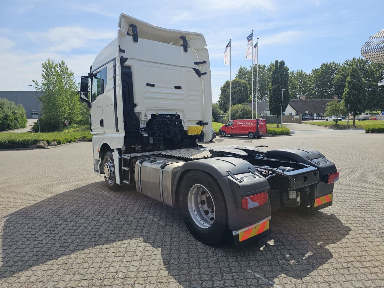MAN TGX 18.430 - Tracteur routier: photos 3 MAN TGX 18.430 - Tracteur routier: photos 3