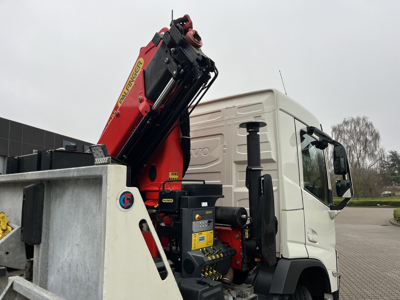 Camion porte-voitures, Camion grue Volvo FM500: photos 20 Camion porte-voitures, Camion grue Volvo FM500: photos 20