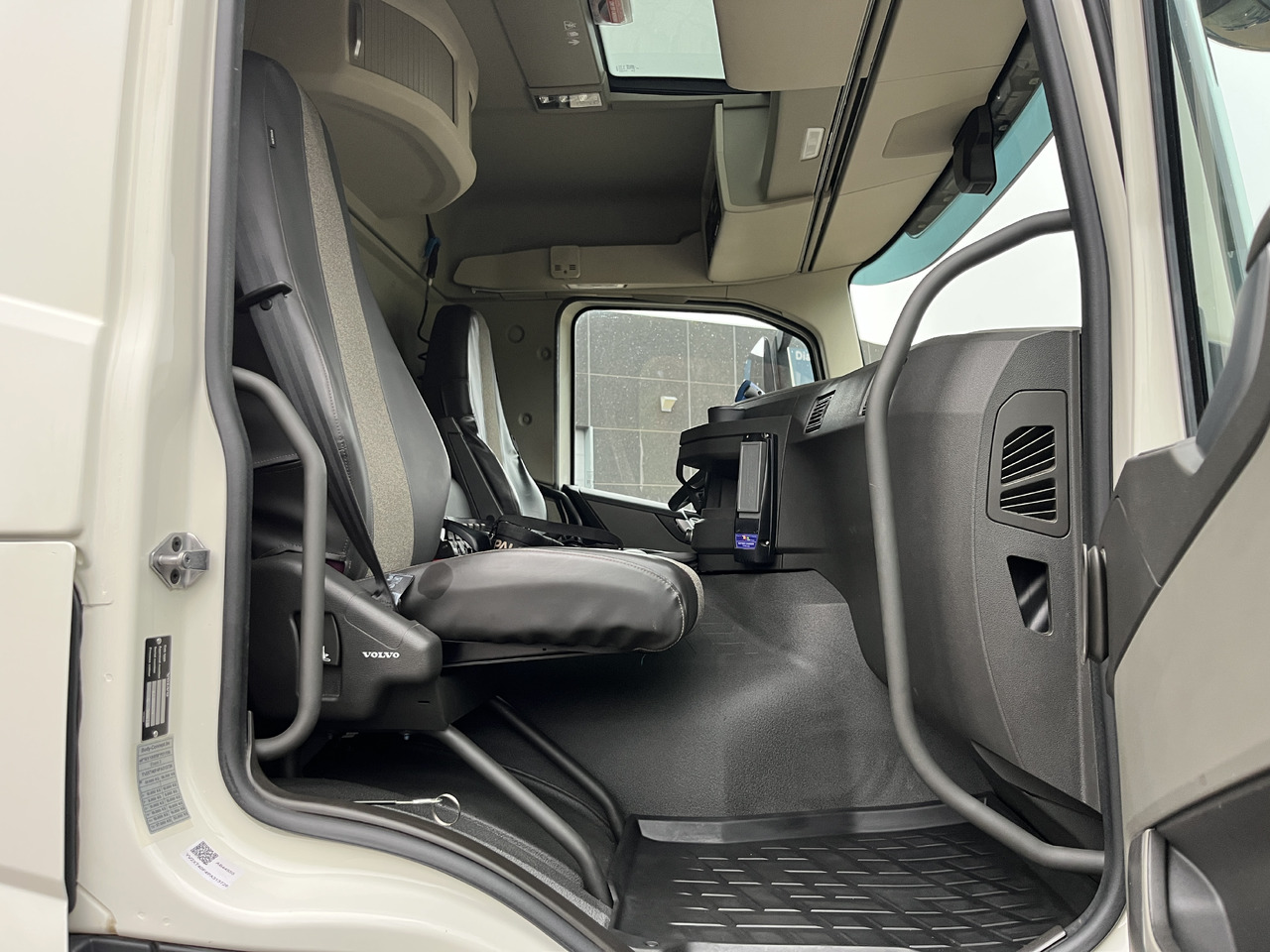 Camion porte-voitures, Camion grue Volvo FM500: photos 22 Camion porte-voitures, Camion grue Volvo FM500: photos 22