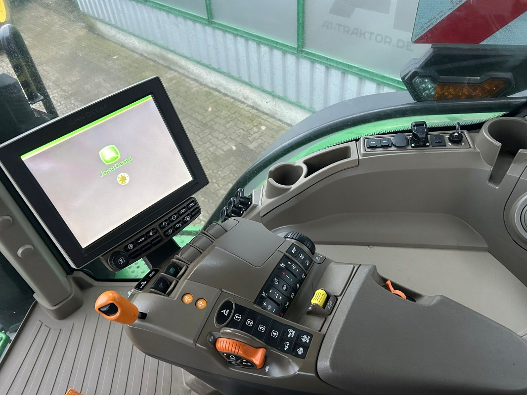 John Deere 7R 330 e23 - Tracteur agricole: photos 4 John Deere 7R 330 e23 - Tracteur agricole: photos 4