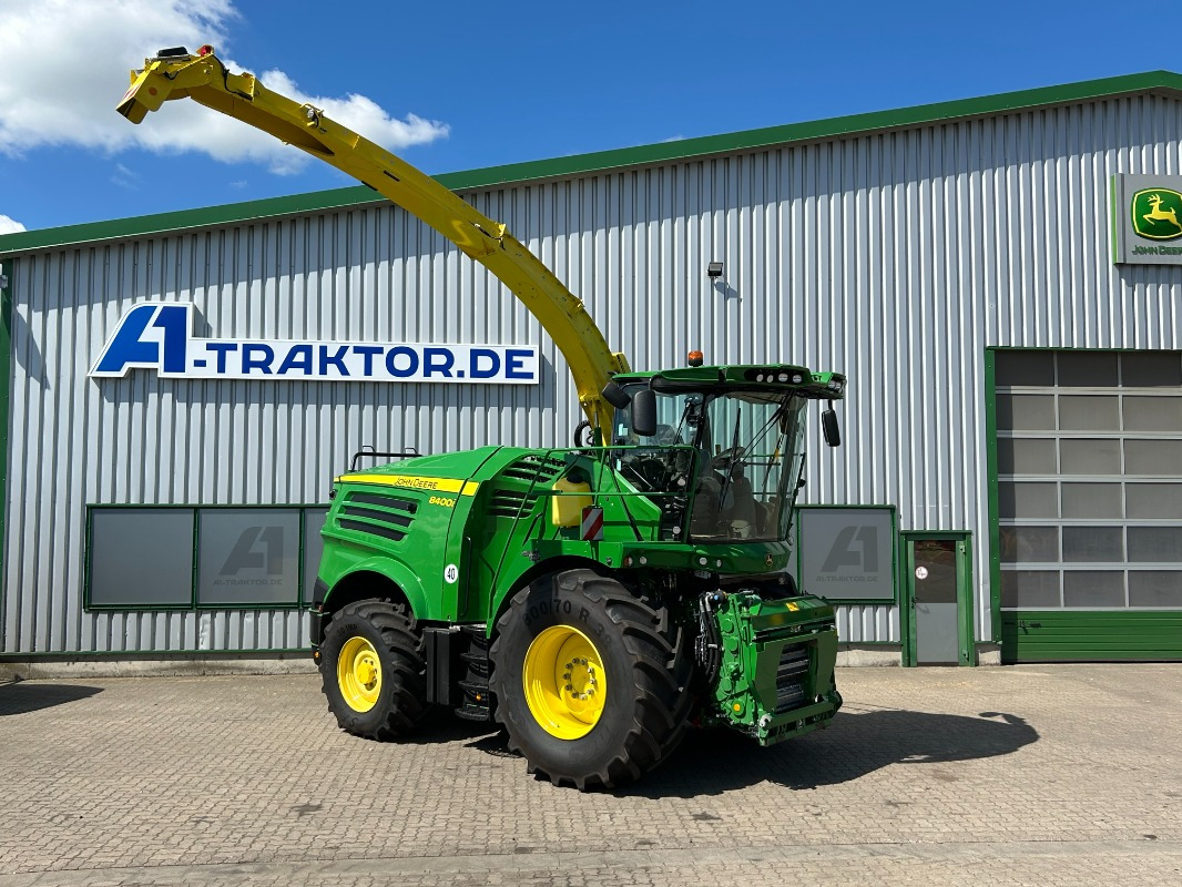 John Deere 8400i PREMIUM USED - Matériel de récolte: photos 1 John Deere 8400i PREMIUM USED - Matériel de récolte: photos 1